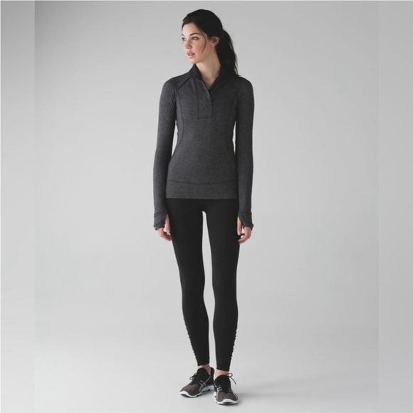 Lululemon Think Fast Pullover
Heathered Herringbone Heathered Black - Picture 2 of 9